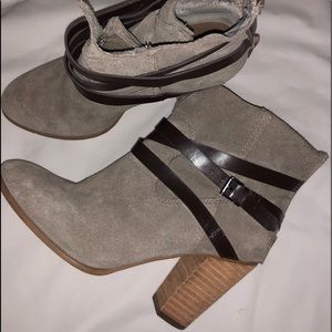 Carlos Santana booties